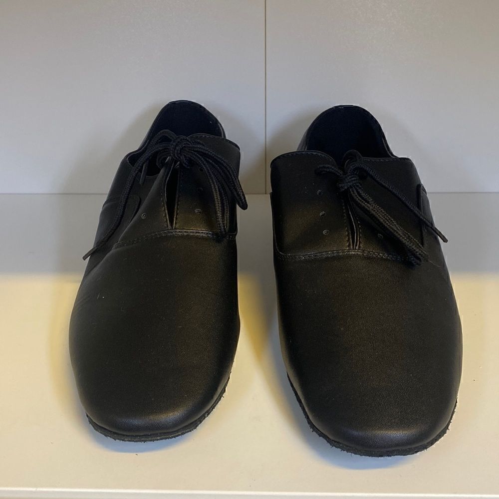 Dance shoes